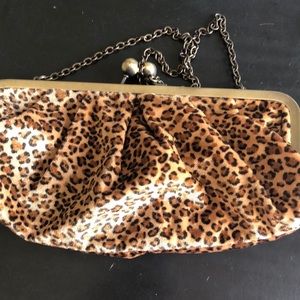 Vintage style leopard clutch